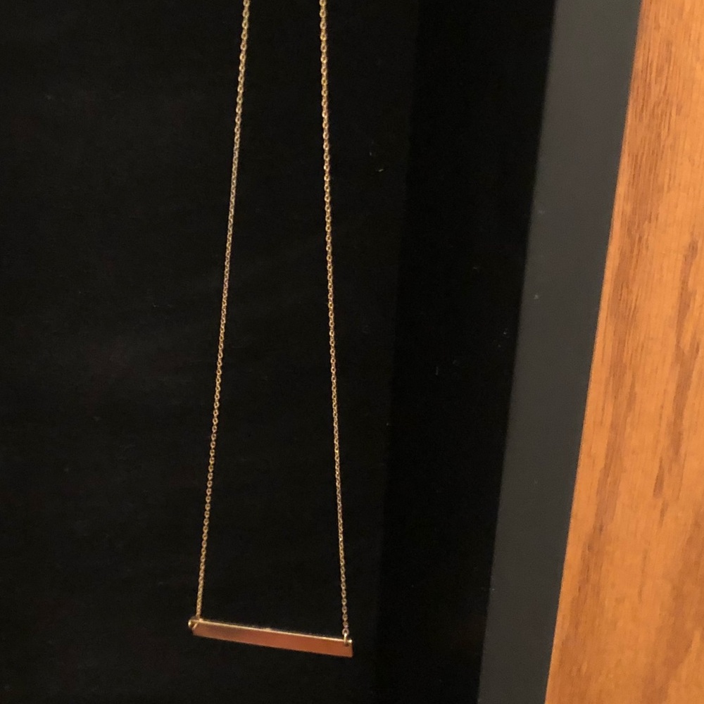 Gold bar necklace